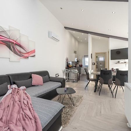Apartments Luky Zadar Buitenkant foto